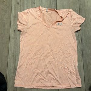 Women’s UA dri fit tee